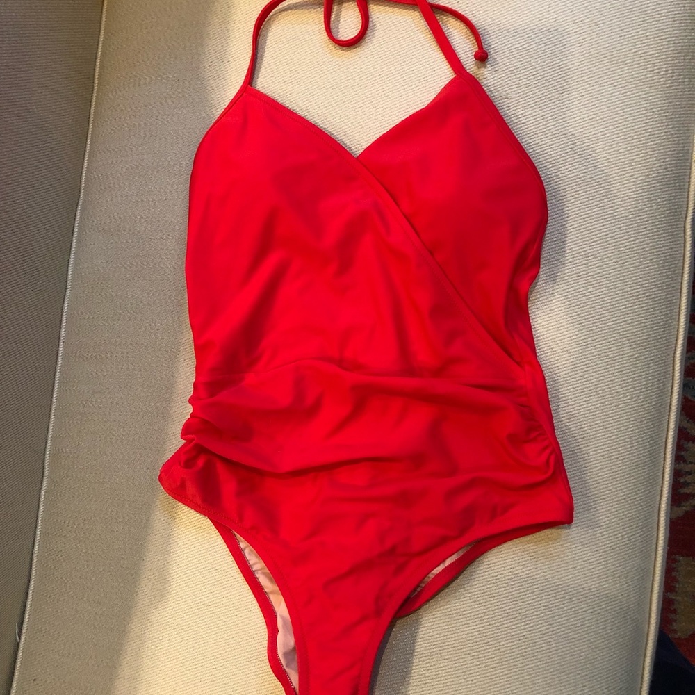 JCrew swimsuit in Belvedere red size Small